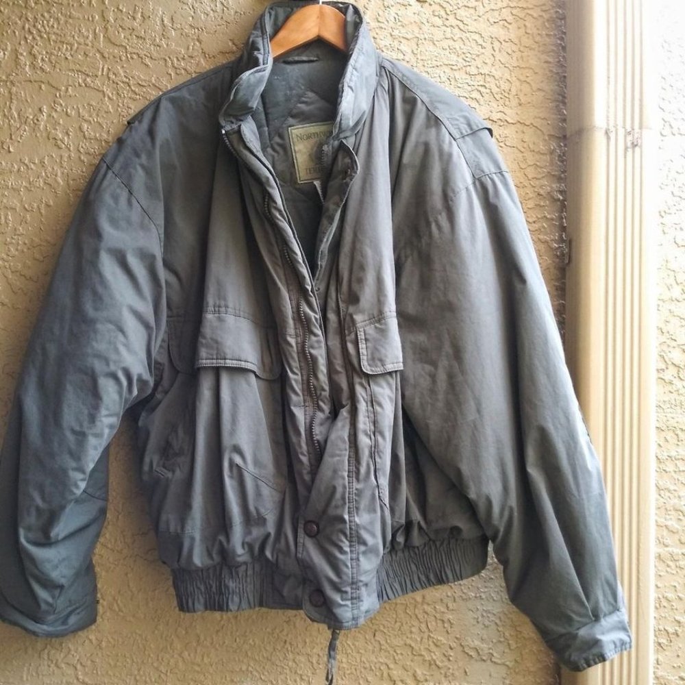 Northwest Territory Army Green Puffer Style Coat